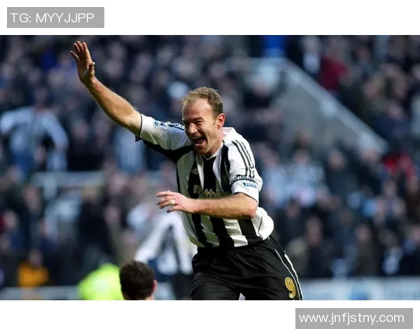 各大足球明星成名之路中的经典进球瞬间回顾与分析 各大足球明星成名之路中的经典进球瞬间回顾与分析