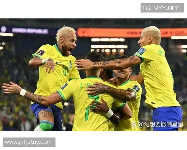 小足球迷的梦想之旅寻找心中的足球明星与偶像的亲密接触