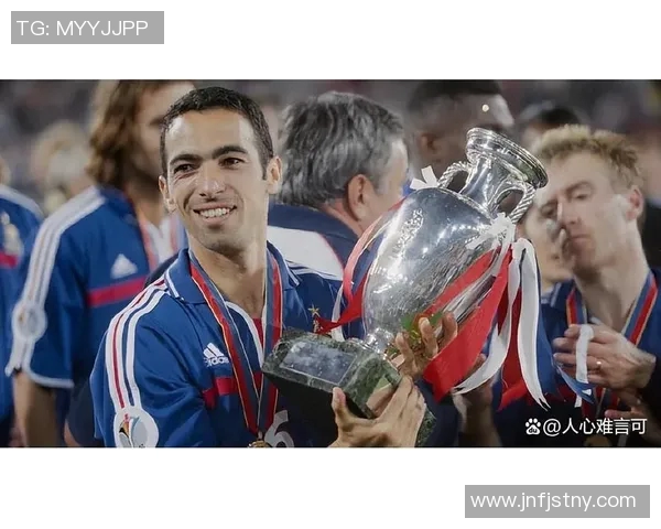 最佳替补足球明星盘点揭示那些在关键时刻改变比赛的传奇球员