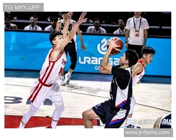 揭开隐藏篮球明星的神秘面纱探索他们不为人知的故事与成就